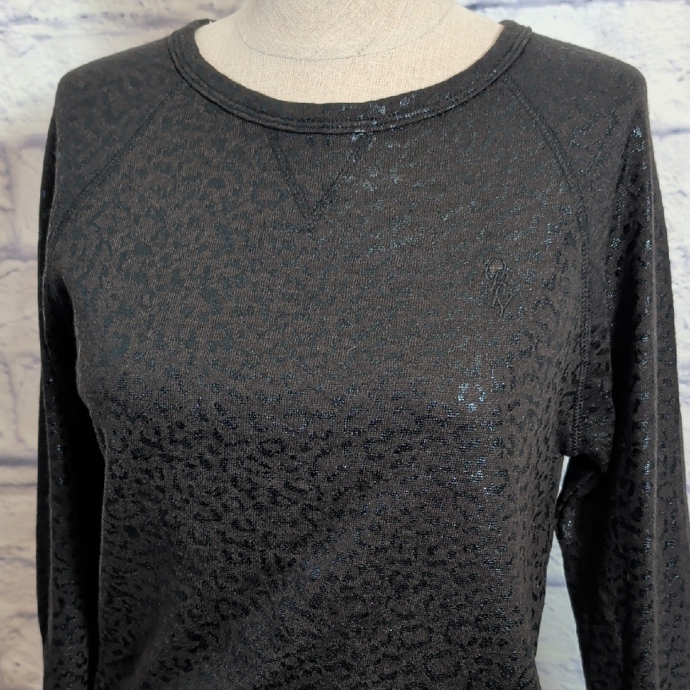 OBEY Black Long-Sleeve Shimmer Animal-Print Pullover - XS